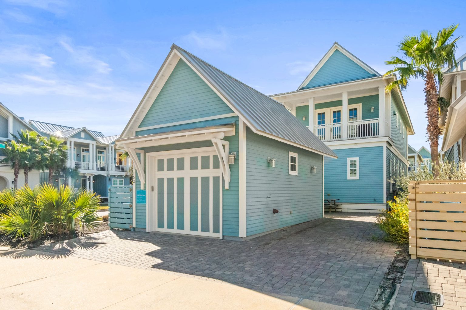Detached garage behind 152 Sea Rocket Lane