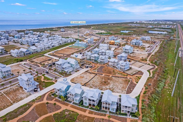 Aerial view marking the 720 Sunset Avenue homesite toward the Gulf
